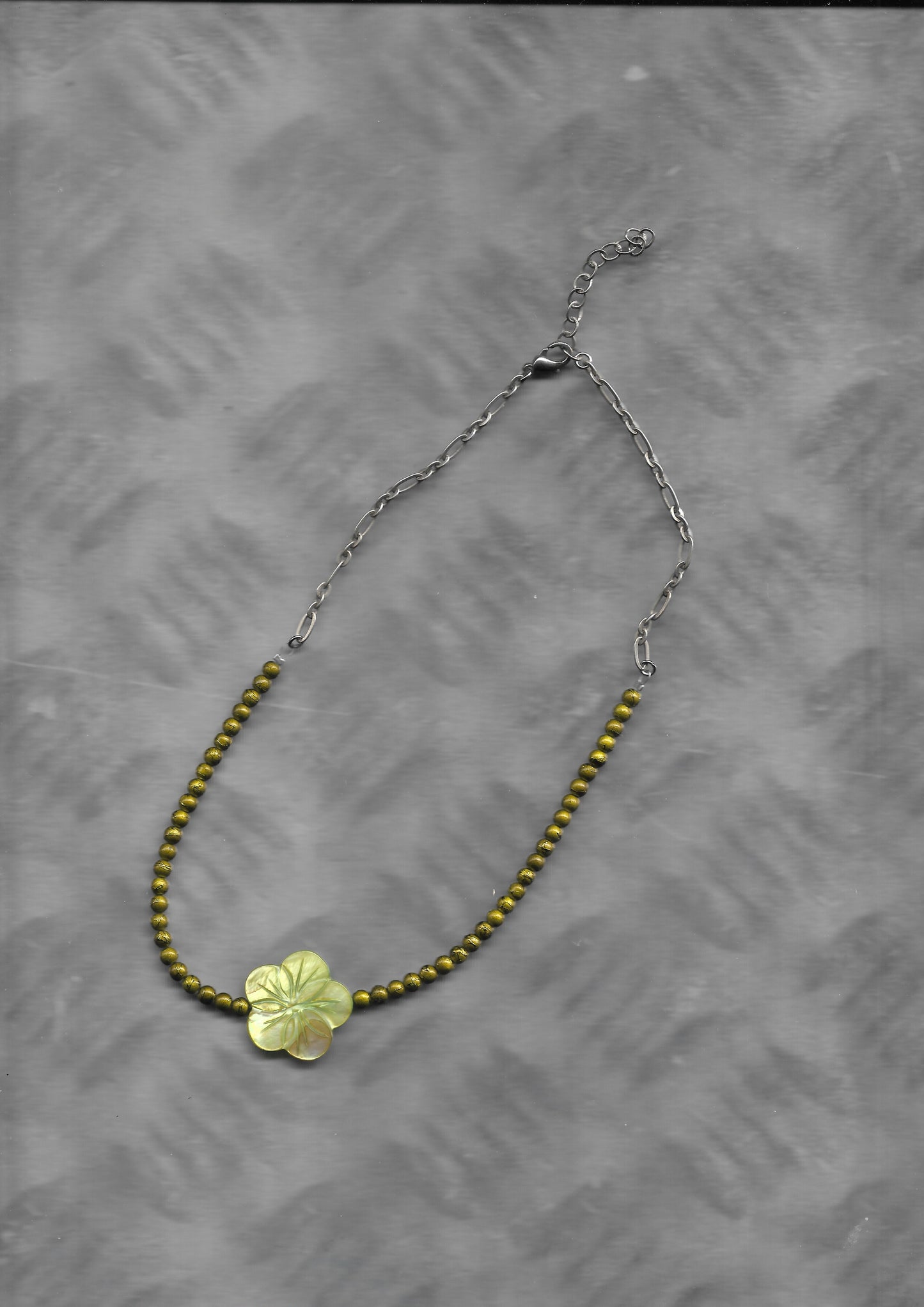 Collier Hibiscus