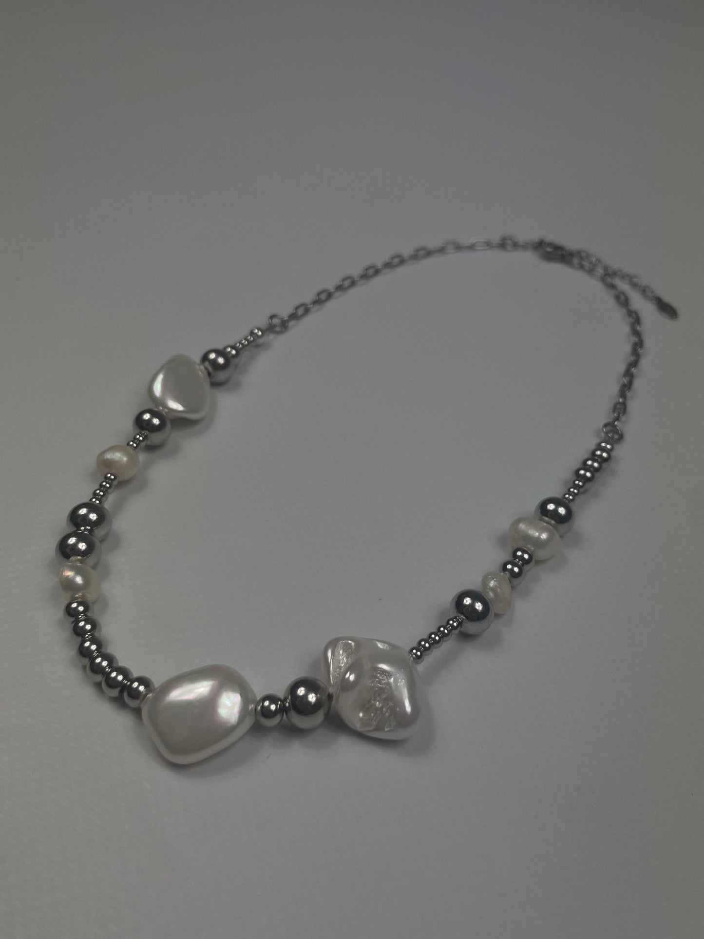 Collier Nacre 1