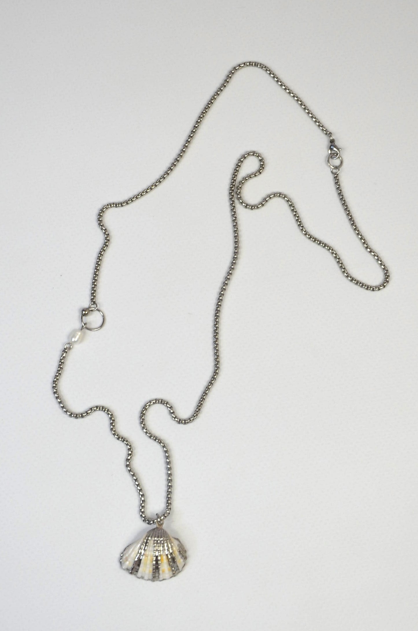 Collier Shell