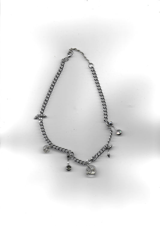 Collier Sarah